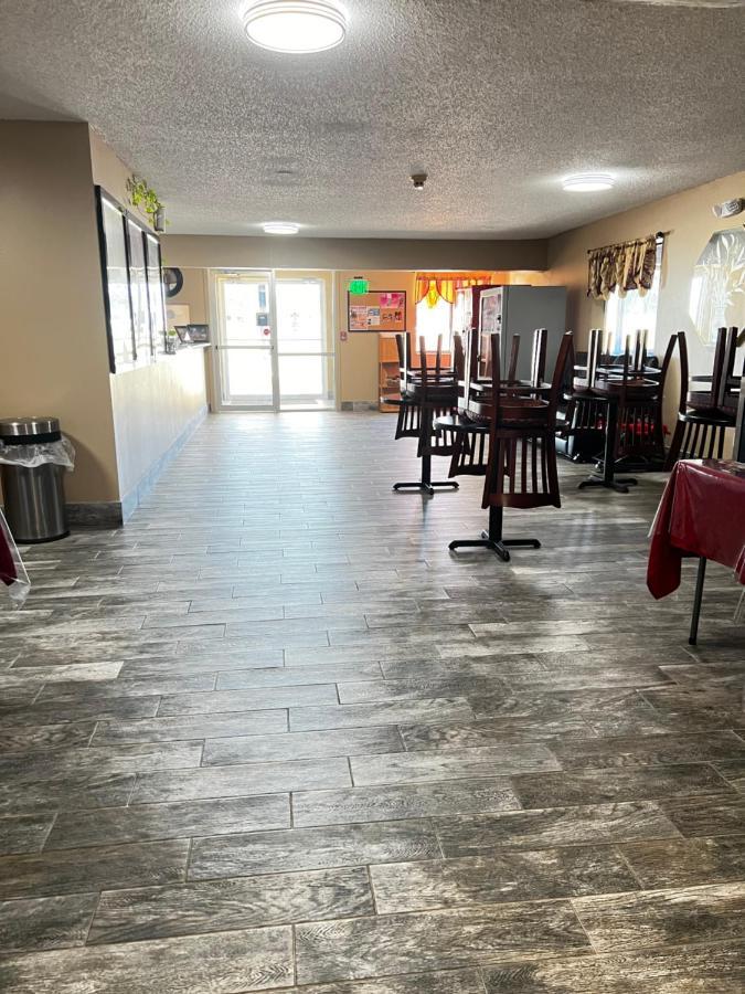 Designer Inn And Suites Toledo Экстерьер фото
